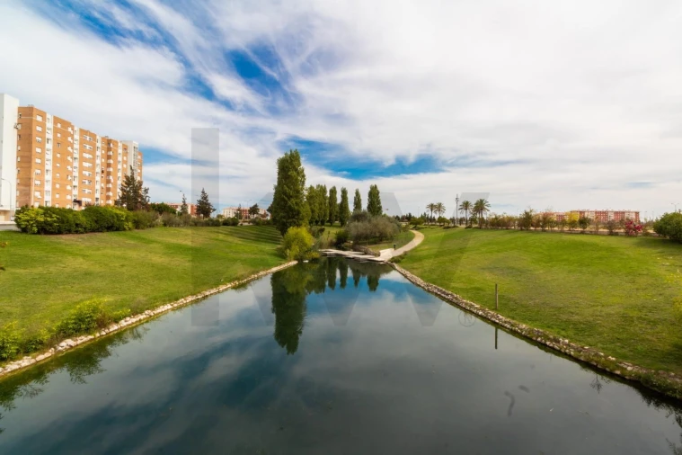 Apartamento T1 para Venda em Santa Clara Foto 31