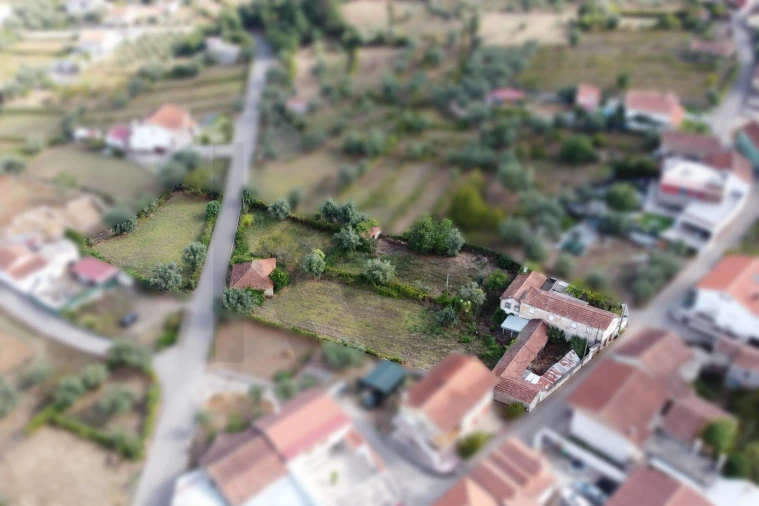 Moradia T3 para Venda em Arrifana Foto 40