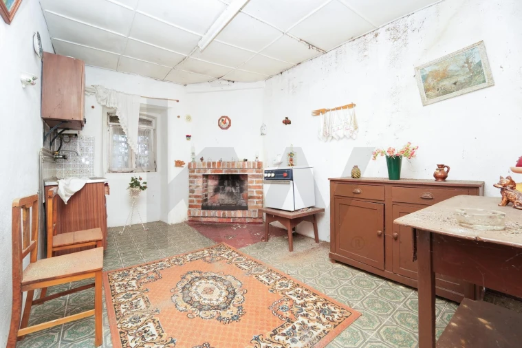 Moradia T3 para Venda em Arrifana Foto 11