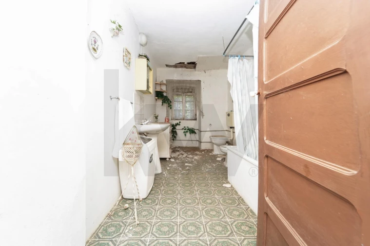 Moradia T3 para Venda em Arrifana Foto 12