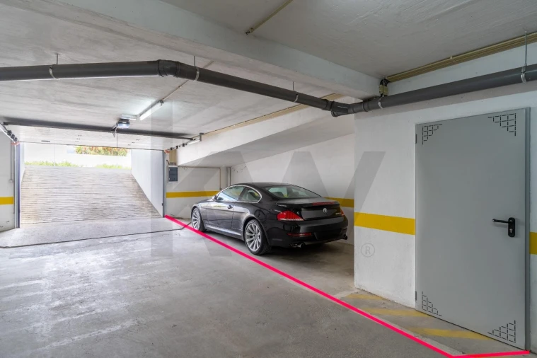 Apartamento T2 para Venda em Faro (Sé e São Pedro) Foto 32