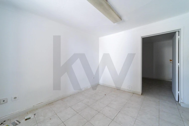 Prédio para Venda em Misericórdia Foto 16