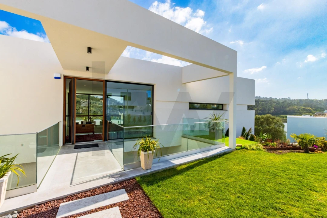 Moradia T4 para Venda em Santo Isidoro Foto 8