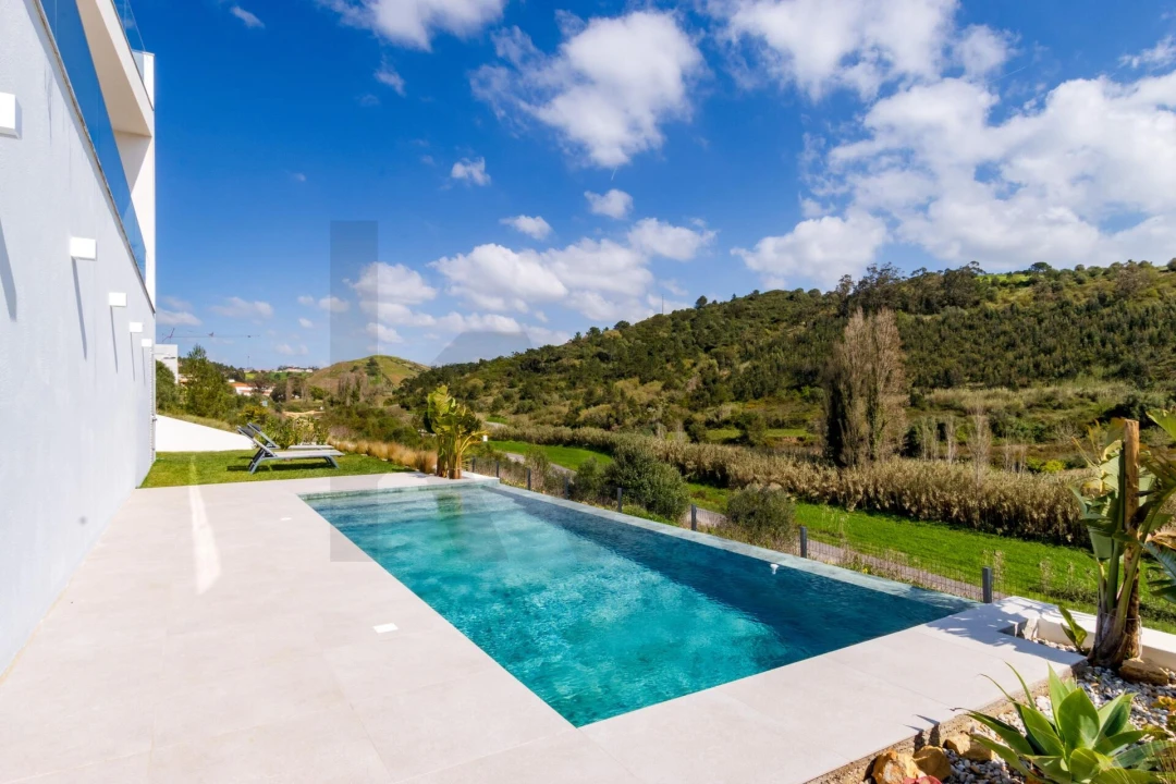 Moradia T4 para Venda em Santo Isidoro Foto 46