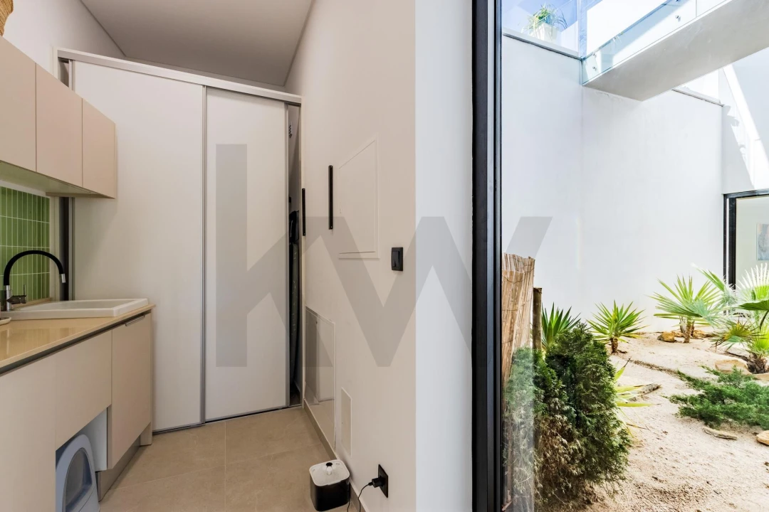 Moradia T4 para Venda em Santo Isidoro Foto 22