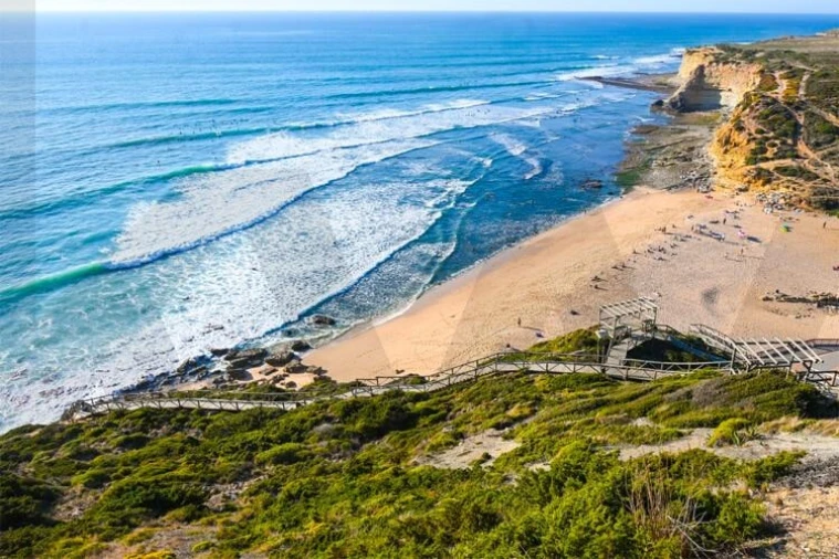 Moradia T4 para Venda em Santo Isidoro Foto 51