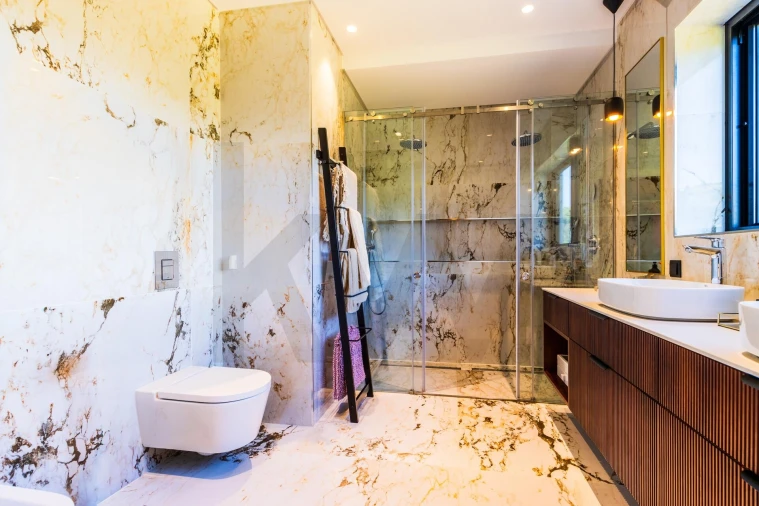 Moradia T4 para Venda em Santo Isidoro Foto 33