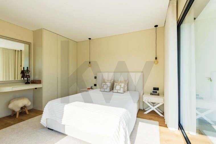 Moradia T4 para Venda em Santo Isidoro Foto 36