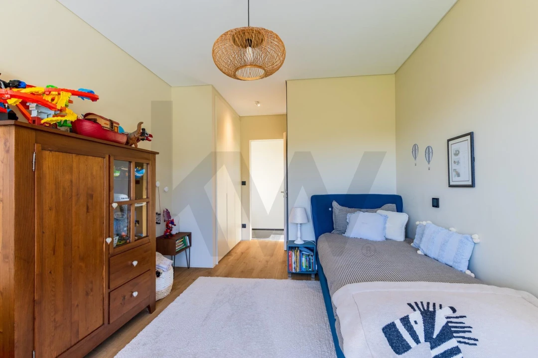 Moradia T4 para Venda em Santo Isidoro Foto 40