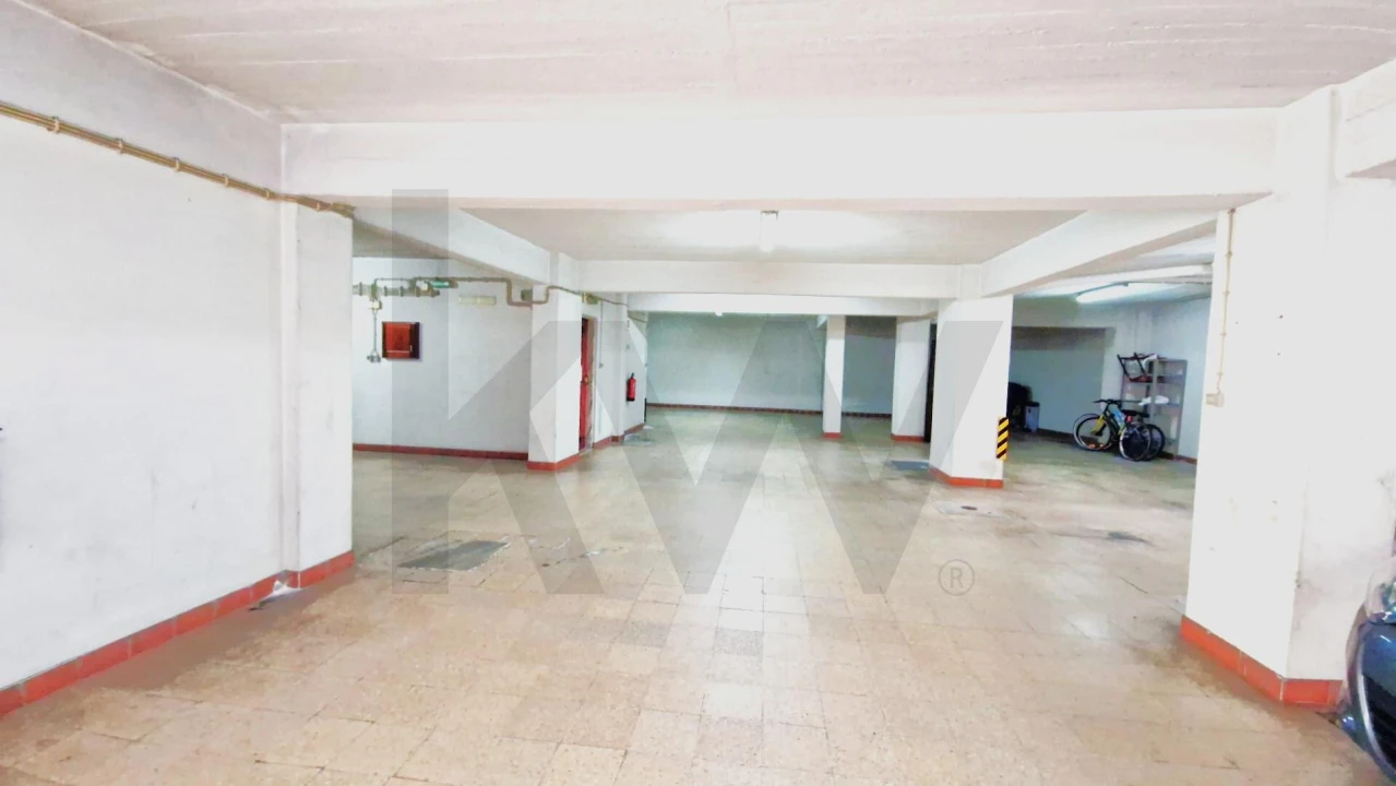 Apartamento T2 para Venda em Cascais e Estoril Foto 21