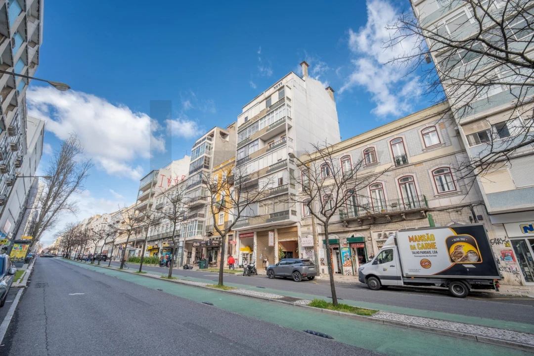 Apartamento T3 para Venda em Arroios Foto 24