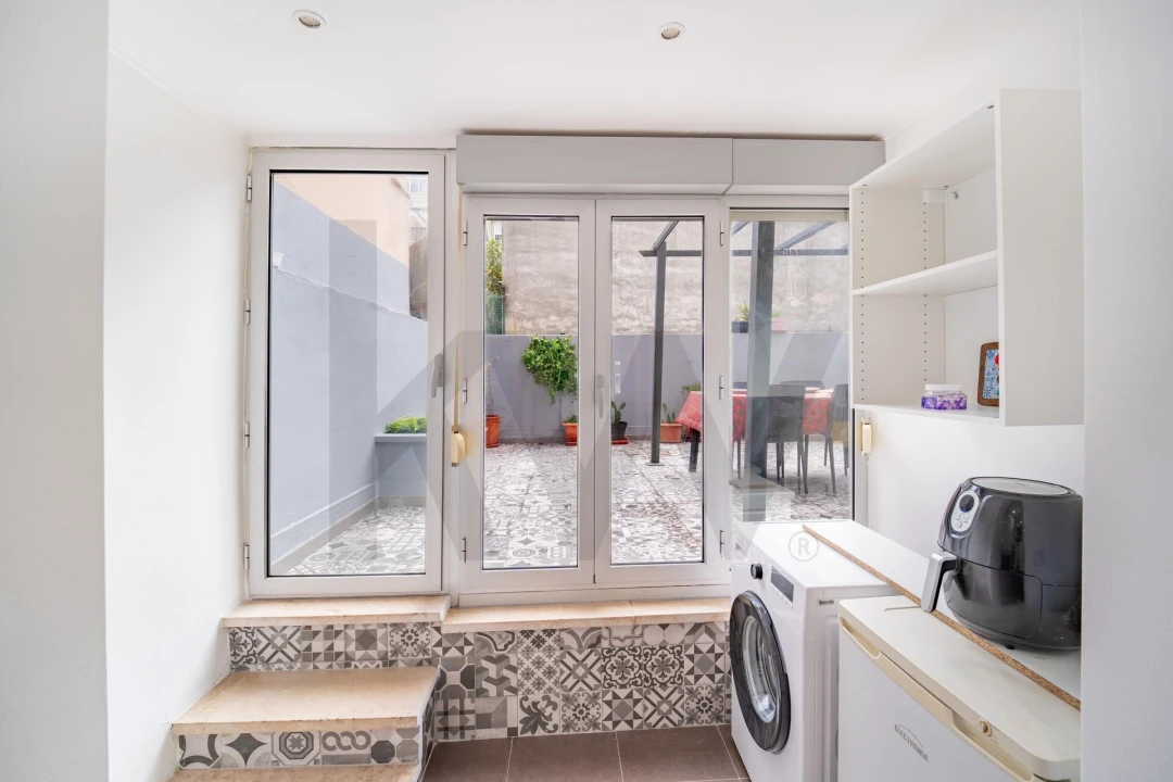 Apartamento T3 para Venda em Arroios Foto 2