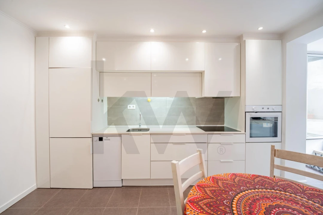 Apartamento T3 para Venda em Arroios Foto 4