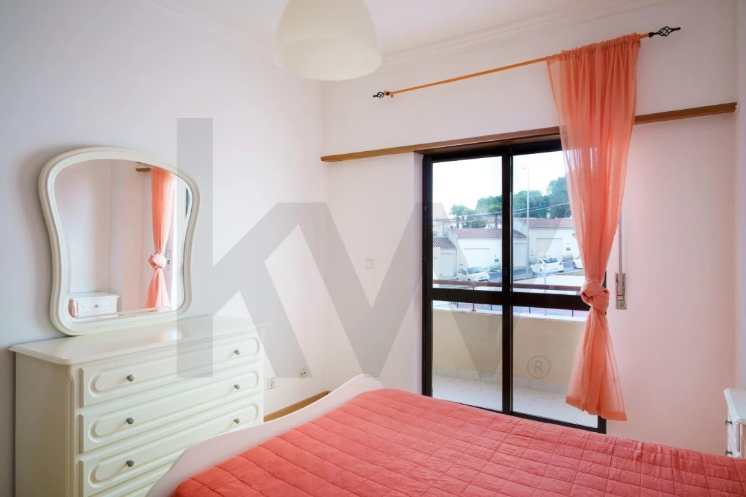 Apartamento T3 para Arrendamento em Alenquer (Santo Estêvão e Triana) Foto 13