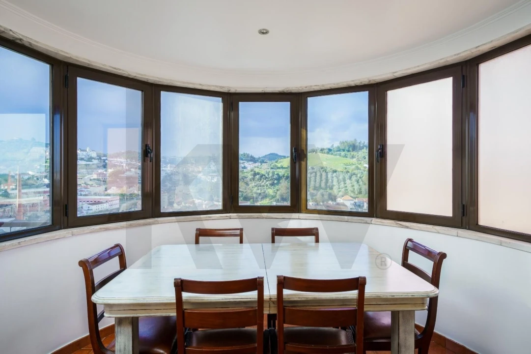 Apartamento T3 para Arrendamento em Alenquer (Santo Estêvão e Triana) Foto 3