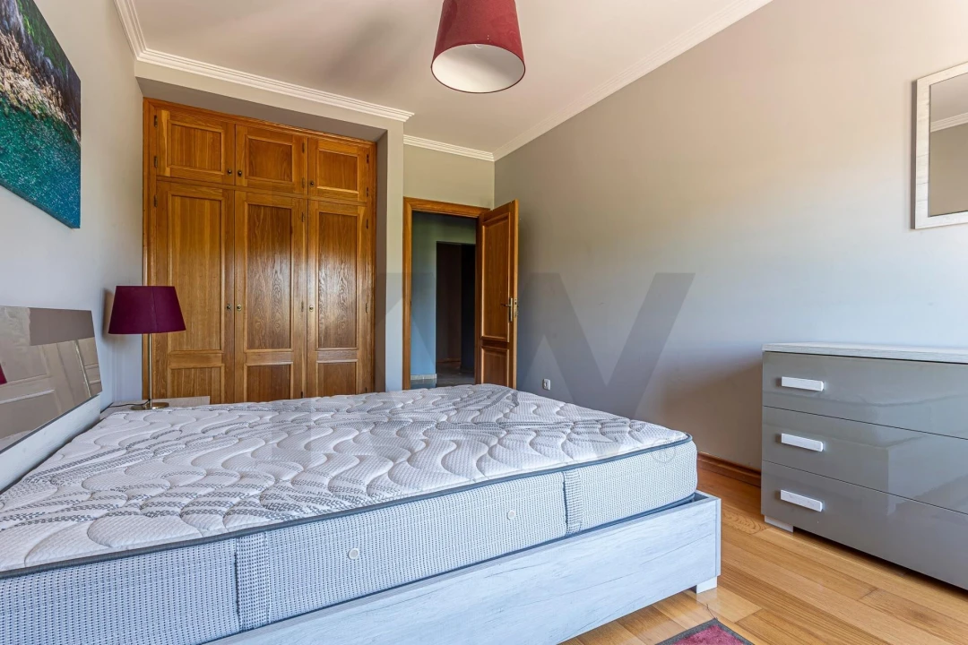 Apartamento T5 para Venda em União das Freguesias de Setúbal Foto 9