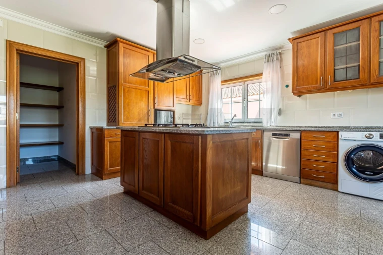 Apartamento T5 para Venda em União das Freguesias de Setúbal Foto 35