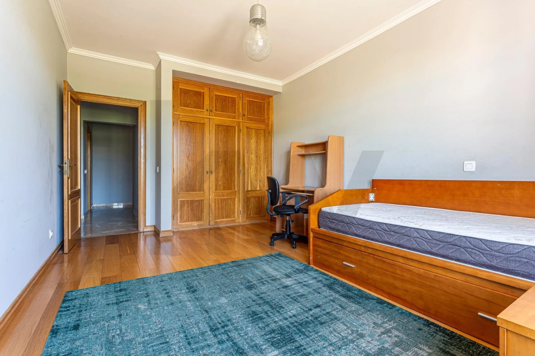 Apartamento T5 para Venda em União das Freguesias de Setúbal Foto 12