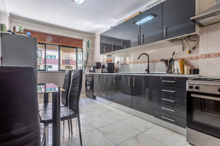 Apartamento T2 para Venda em Setubal (São Sebastião) Foto 17