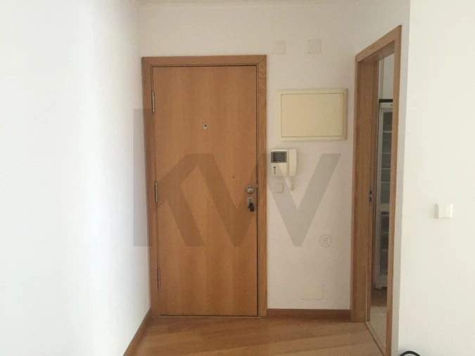 Apartamento T2 para Arrendamento em Beato Foto 2