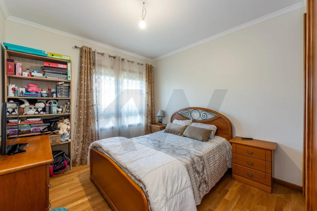 Apartamento T2 para Venda em Canelas Foto 6