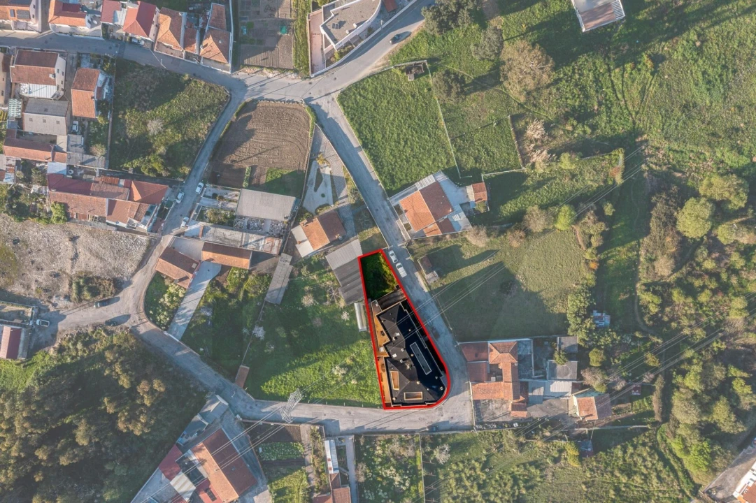 Apartamento T2 para Venda em Canelas Foto 41