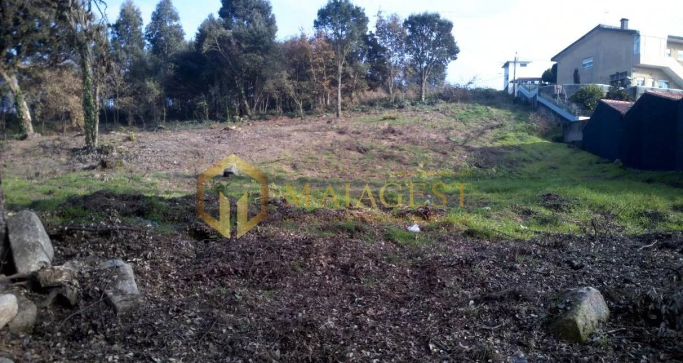 Terreno para Venda em Pedrouços Foto 3