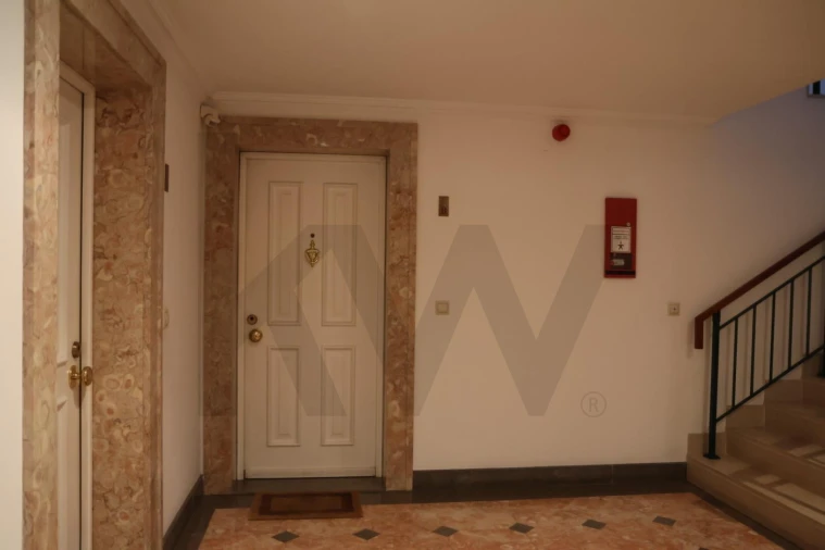 Apartamento T1 para Arrendamento em Estrela Foto 4