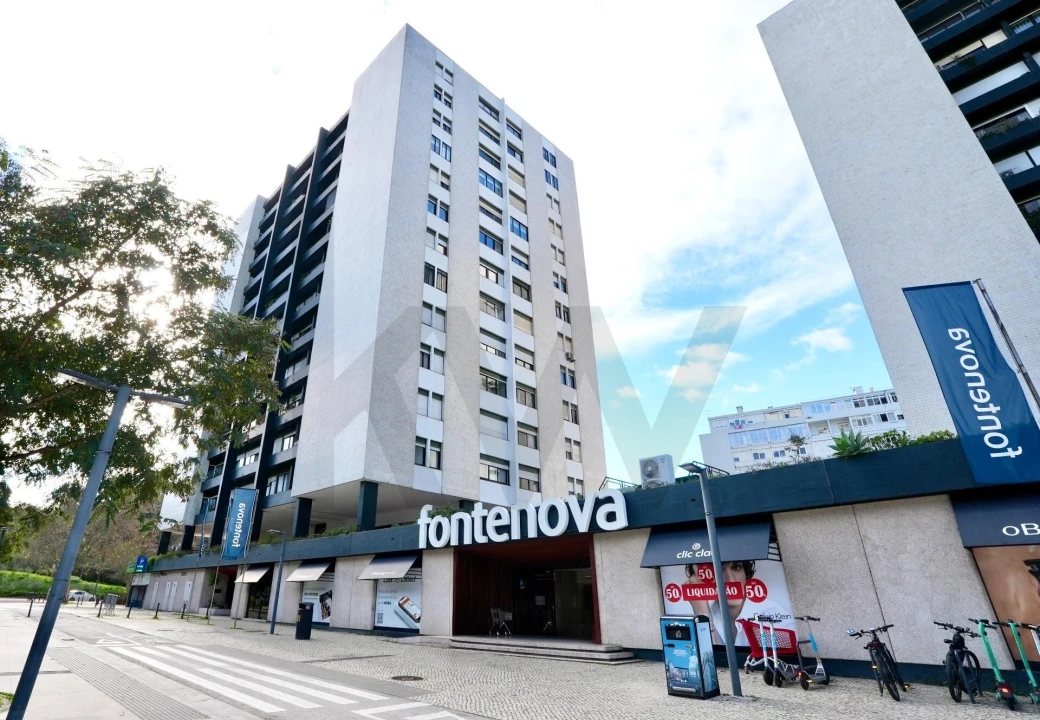 Apartamento T3 para Venda em Benfica Foto 1