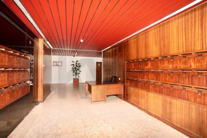 Apartamento T3 para Venda em Benfica
