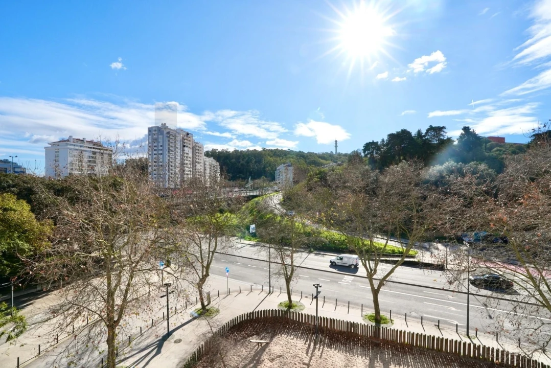 Apartamento T3 para Venda em Benfica Foto 12