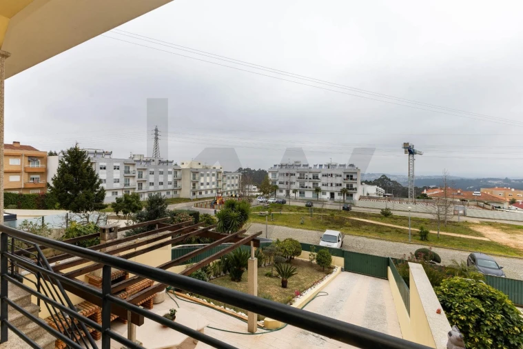 Moradia T4 para Venda em Argoncilhe Foto 12