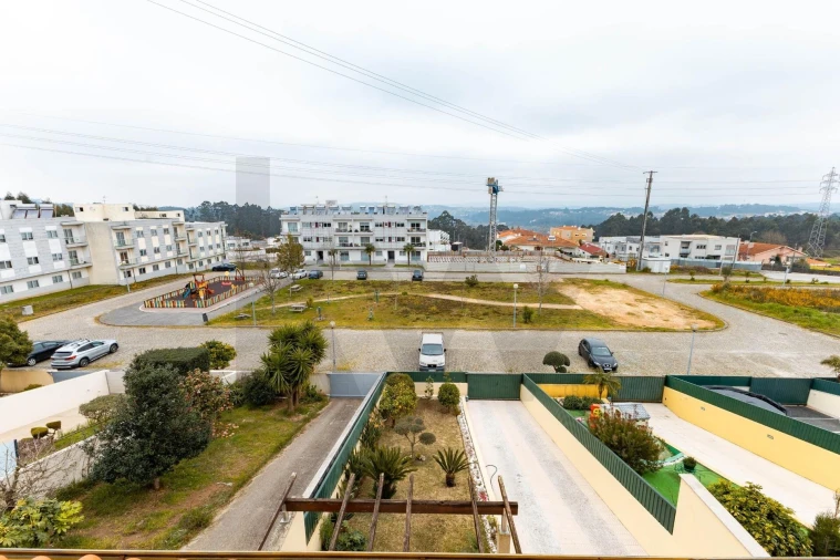 Moradia T4 para Venda em Argoncilhe Foto 23