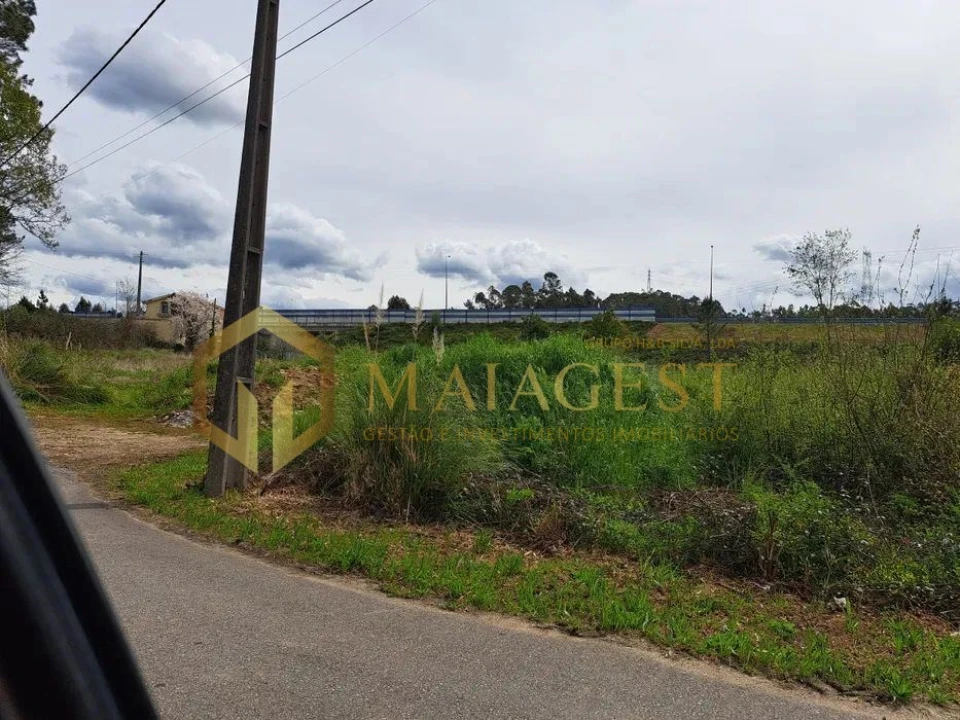 Terreno para Venda em Santa Maria da Feira, Travanca, Sanfins e Espargo Foto 3