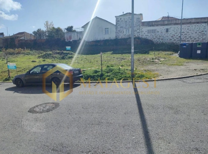 Terreno para Venda em Oliveira do Douro Foto 5