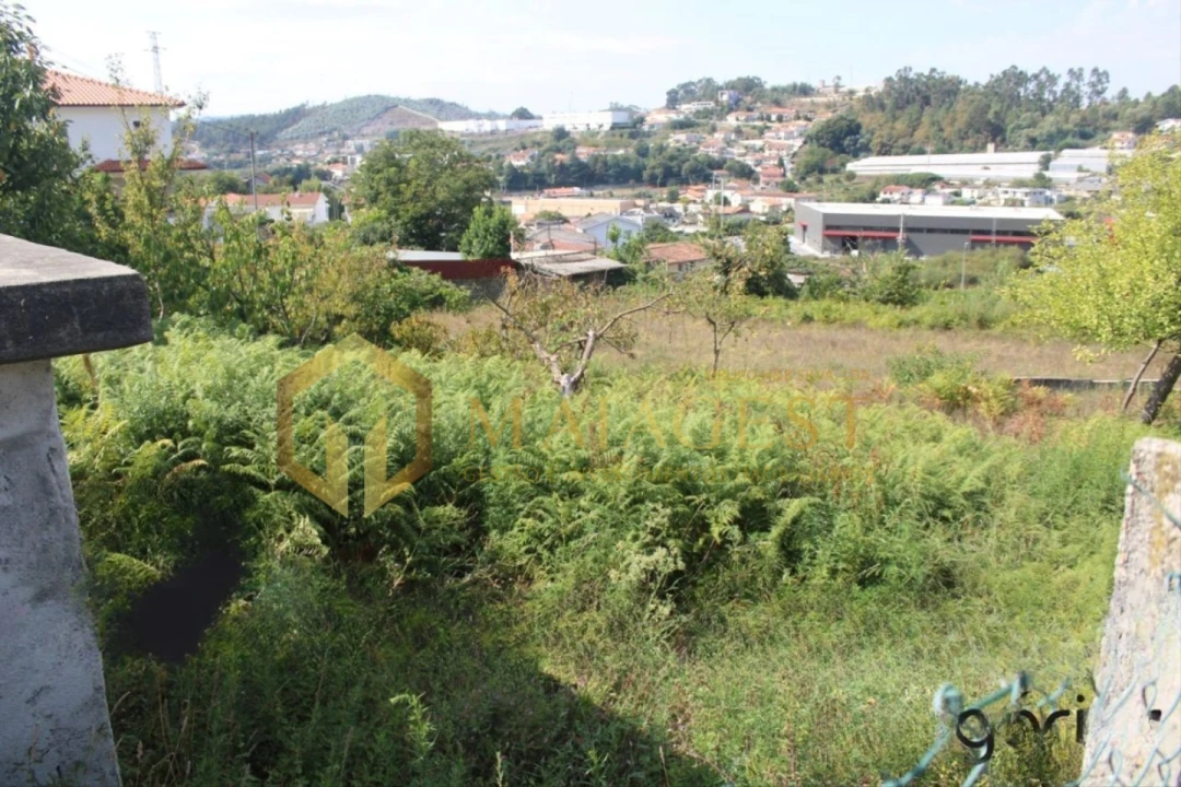 Terreno para Venda em Infias Foto 7