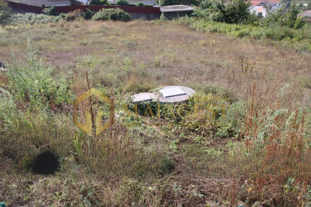 Terreno para Venda em Infias Foto 8