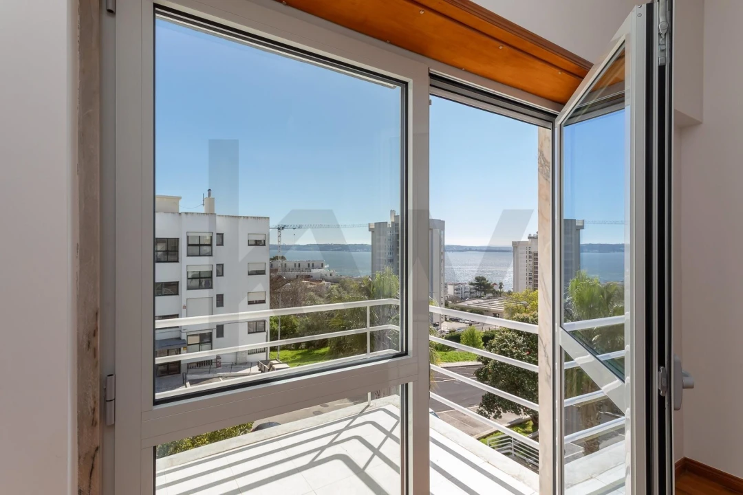 Apartamento T3 para Venda em Oeiras e São Julião da Barra, Paço de Arcos e Caxias Foto 13