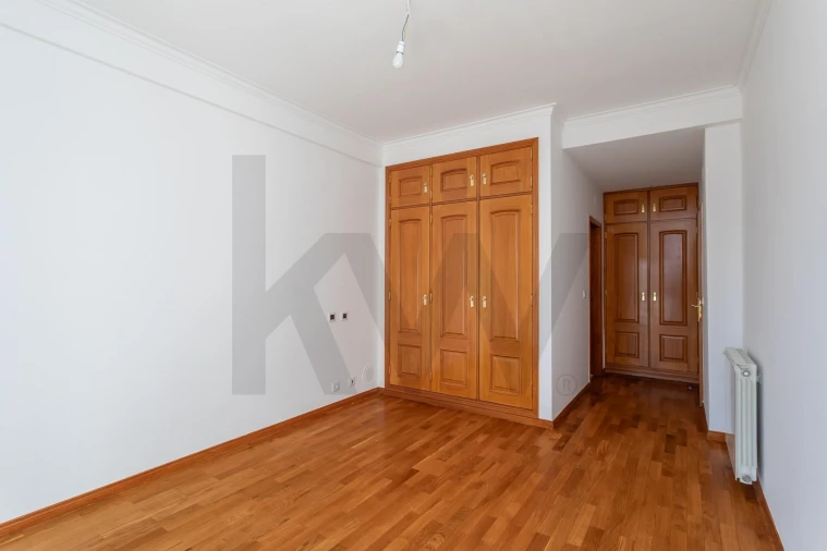 Apartamento T3 para Venda em Oeiras e São Julião da Barra, Paço de Arcos e Caxias Foto 11