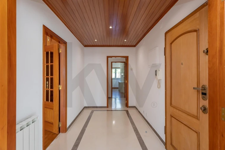 Apartamento T3 para Venda em Oeiras e São Julião da Barra, Paço de Arcos e Caxias Foto 3