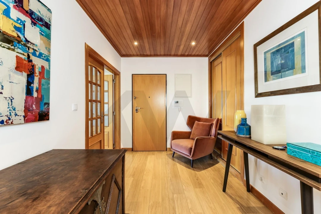 Apartamento T2 para Venda em Queluz e Belas Foto 14