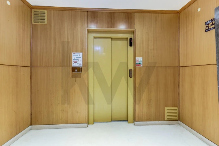 Apartamento T2 para Venda em Queluz e Belas Foto 30