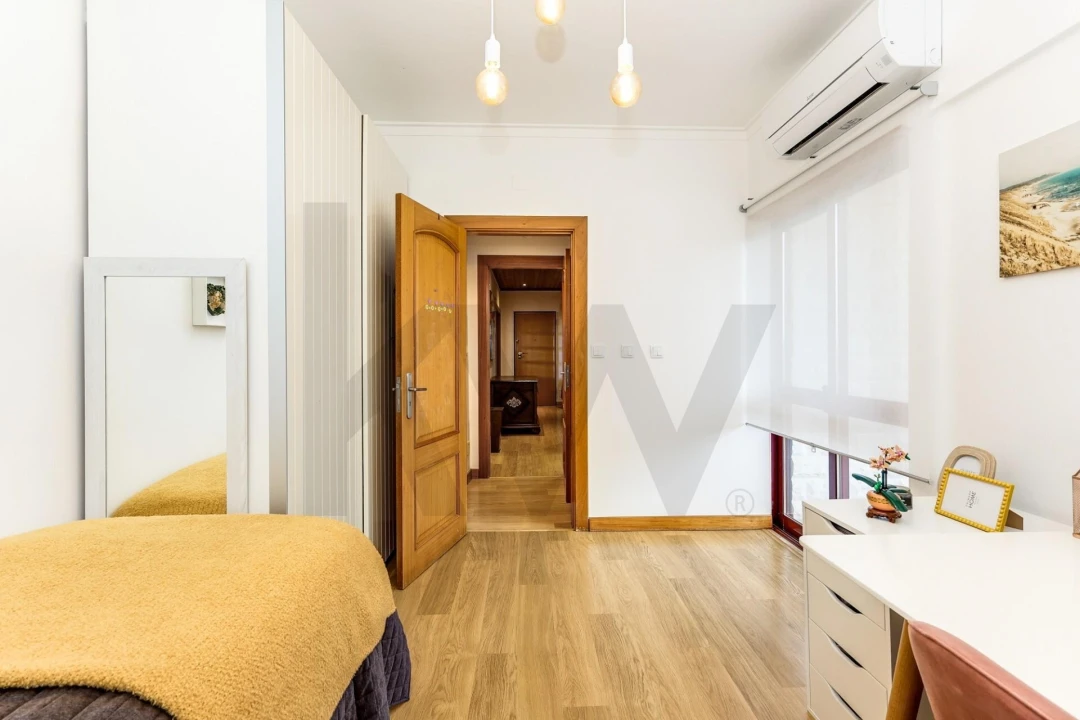 Apartamento T2 para Venda em Queluz e Belas Foto 23