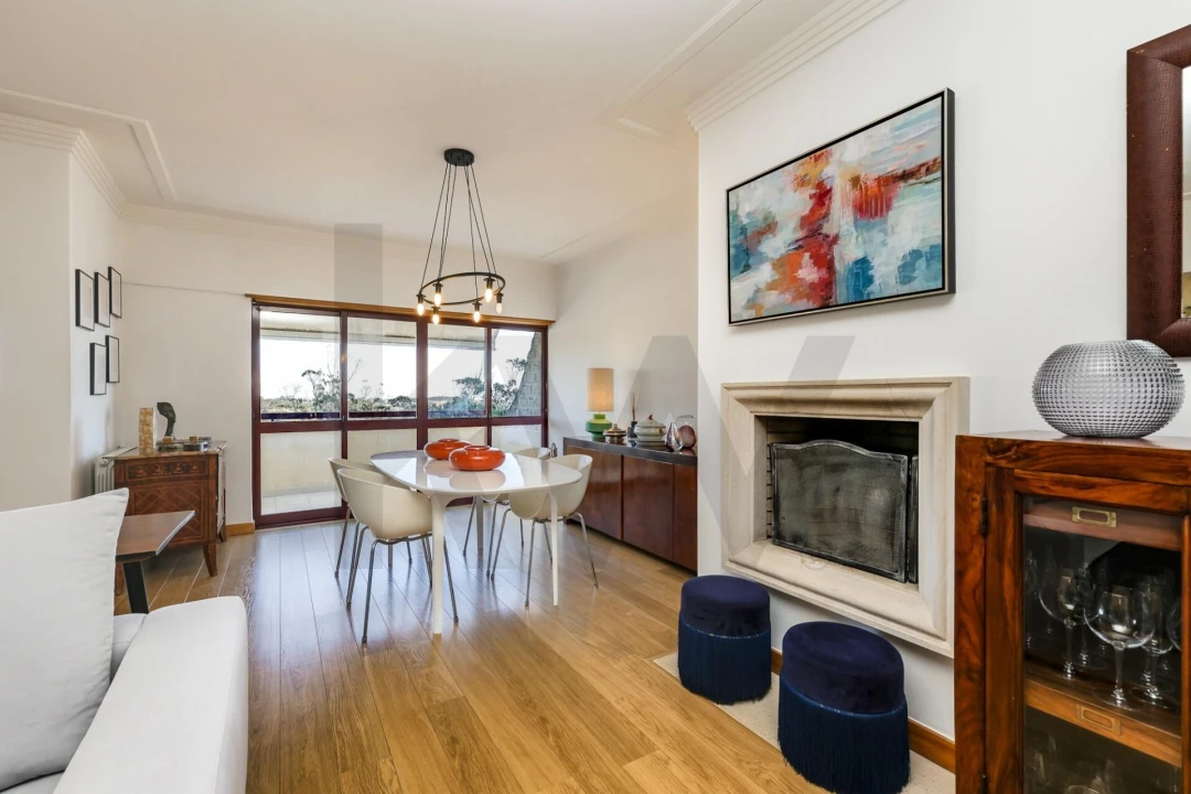 Apartamento T2 para Venda em Queluz e Belas Foto 3