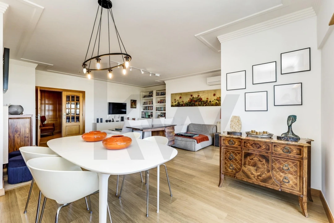 Apartamento T2 para Venda em Queluz e Belas Foto 5