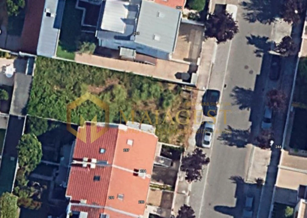 Terreno para Venda em Custóias, Leça do Balio e Guifões Foto 1