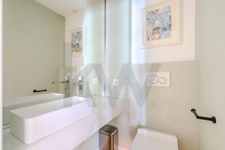 Apartamento T3 para Venda em Campo de Ourique Foto 25