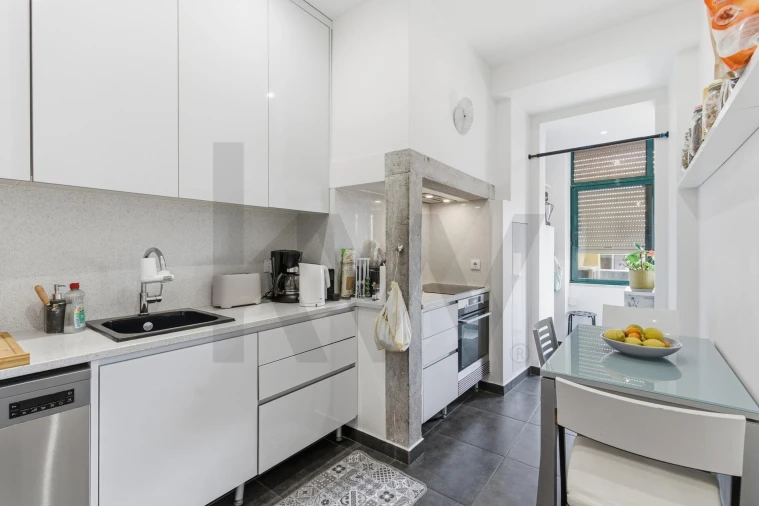 Apartamento T3 para Venda em Arroios Foto 5