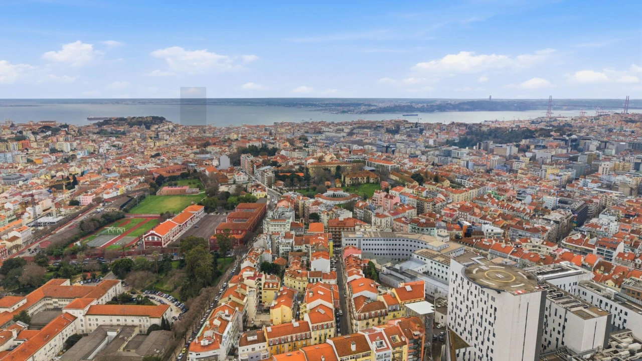 Apartamento T3 para Venda em Arroios Foto 15