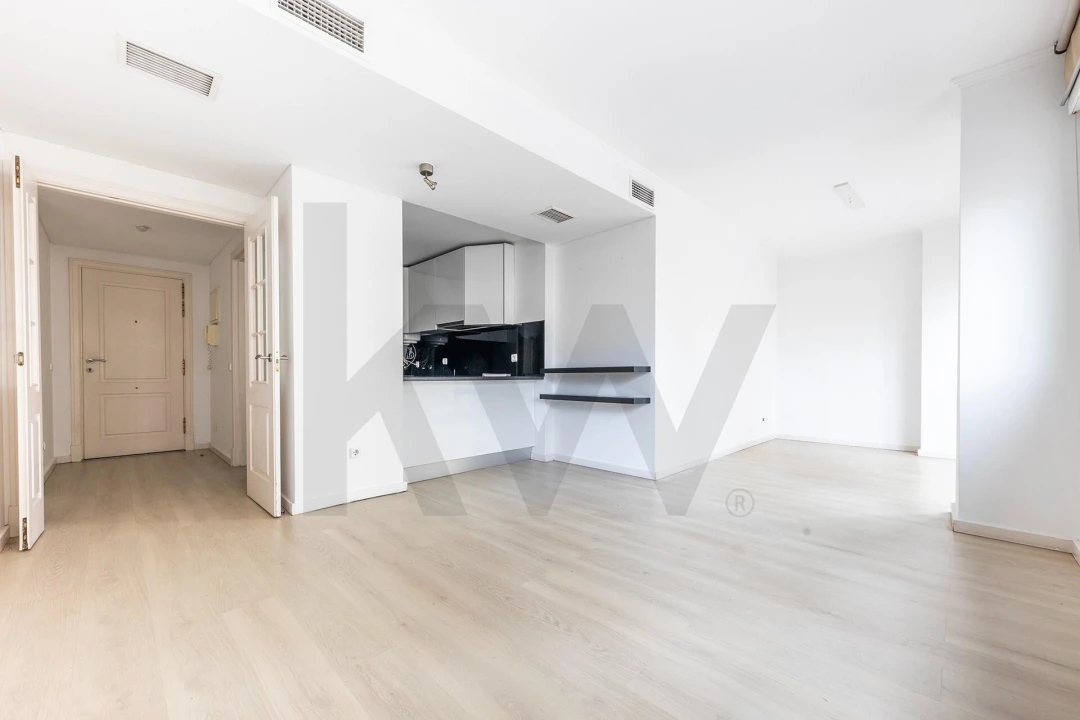 Apartamento T1 para Arrendamento em Arroios Foto 6